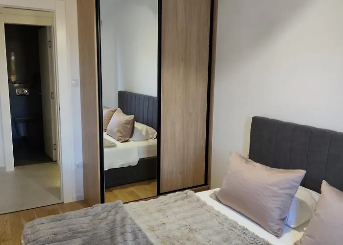 Apartman The Gracanica View *